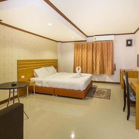 Central Avenue Residency Pattaya Eksteriør billede